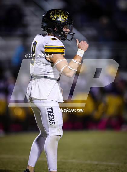 Thumbnail 1 in Hernando @ DeSoto Central photogallery.