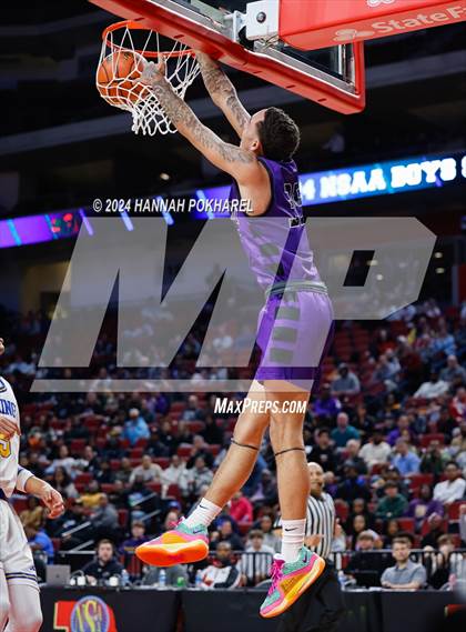 Thumbnail 1 in Omaha Central vs. Omaha North (NSAA Class A Quarterfinal) photogallery.