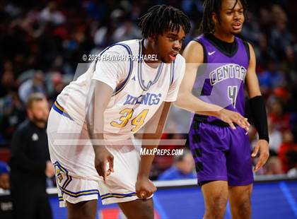 Thumbnail 2 in Omaha Central vs. Omaha North (NSAA Class A Quarterfinal) photogallery.
