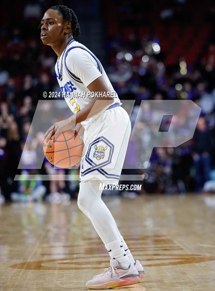 Thumbnail 2 in Omaha Central vs. Omaha North (NSAA Class A Quarterfinal) photogallery.
