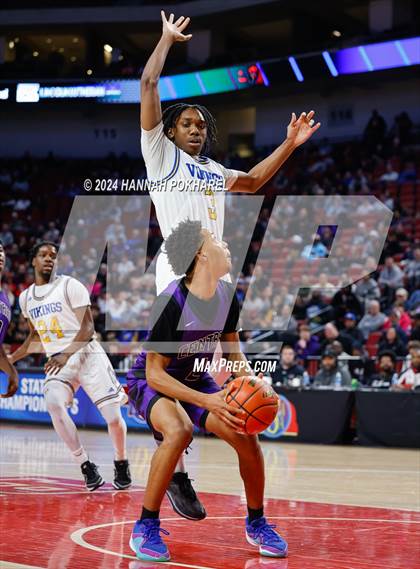 Thumbnail 3 in Omaha Central vs. Omaha North (NSAA Class A Quarterfinal) photogallery.