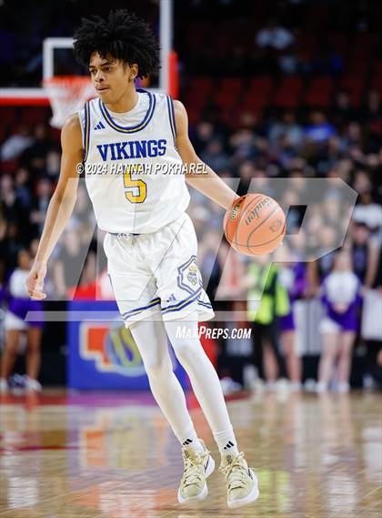 Thumbnail 1 in Omaha Central vs. Omaha North (NSAA Class A Quarterfinal) photogallery.