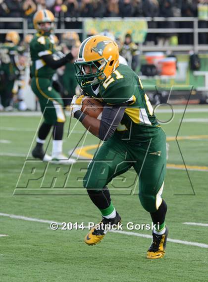 Thumbnail 2 in New Trier @ Stevenson (IHSA Class 8A Quarterfinal) photogallery.