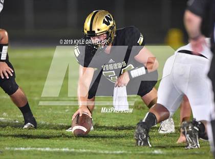 Thumbnail 2 in Lindsay @ Whitewright photogallery.