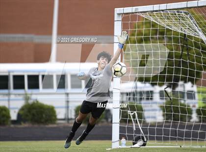 Thumbnail 3 in Panther Creek @ Broughton photogallery.
