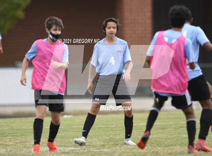 Thumbnail 2 in Panther Creek @ Broughton photogallery.