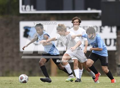 Thumbnail 3 in Panther Creek @ Broughton photogallery.