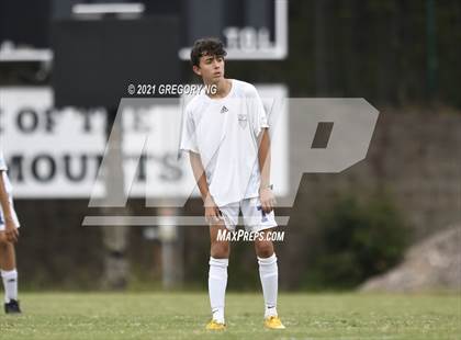 Thumbnail 3 in Panther Creek @ Broughton photogallery.