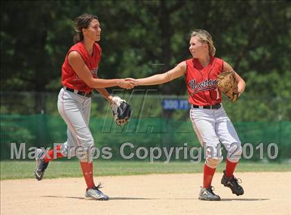 Thumbnail 3 in Crest vs East Rowan (NCHSAA 3A Consolation Final) photogallery.