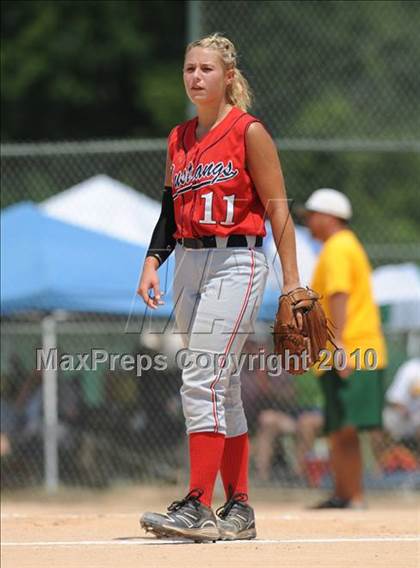 Thumbnail 3 in Crest vs East Rowan (NCHSAA 3A Consolation Final) photogallery.