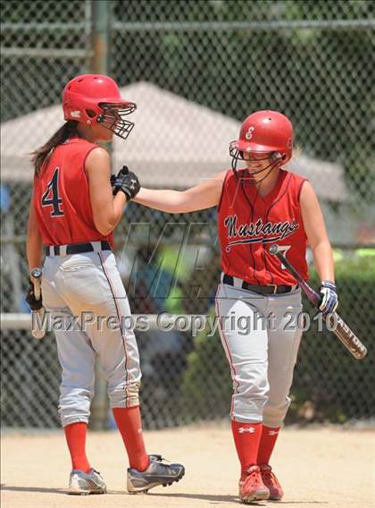 Thumbnail 2 in Crest vs East Rowan (NCHSAA 3A Consolation Final) photogallery.