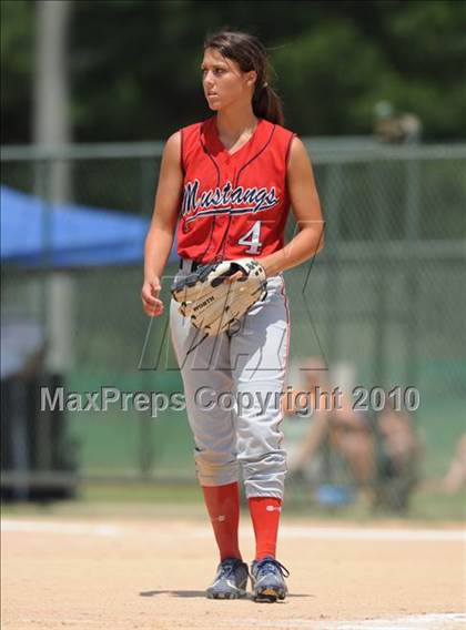 Thumbnail 1 in Crest vs East Rowan (NCHSAA 3A Consolation Final) photogallery.