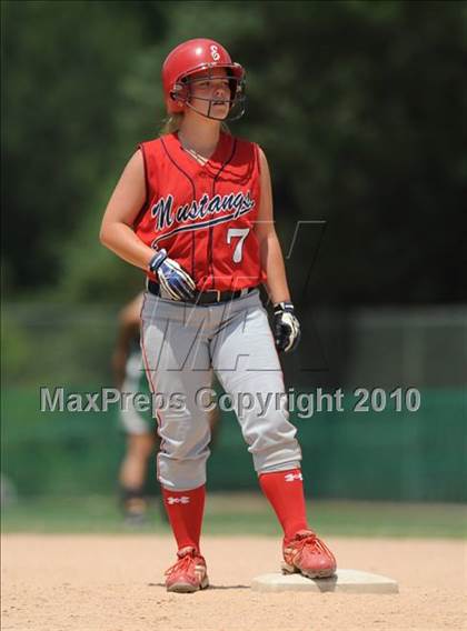 Thumbnail 3 in Crest vs East Rowan (NCHSAA 3A Consolation Final) photogallery.
