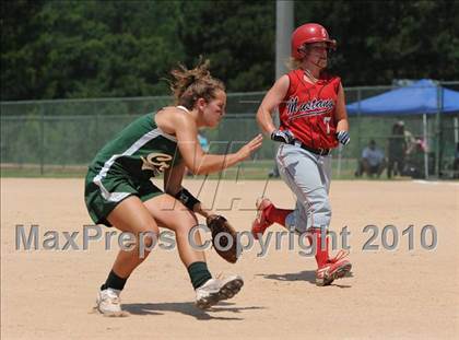 Thumbnail 1 in Crest vs East Rowan (NCHSAA 3A Consolation Final) photogallery.