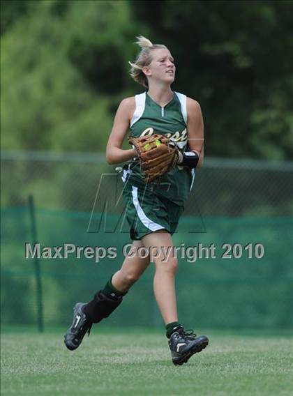 Thumbnail 3 in Crest vs East Rowan (NCHSAA 3A Consolation Final) photogallery.