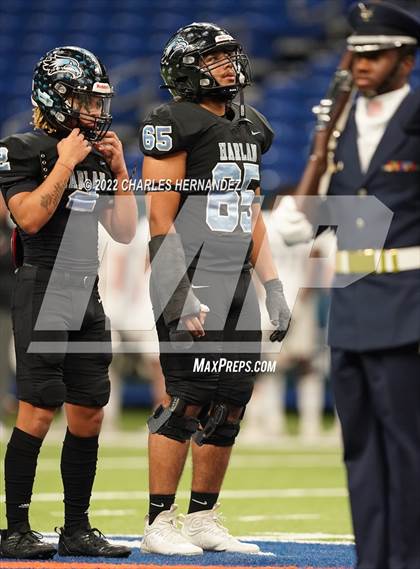 Thumbnail 2 in Vandegrift vs. Harlan (UIL 6A Division II Regional Semifinal) photogallery.