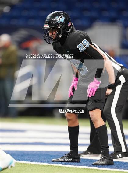 Thumbnail 3 in Vandegrift vs. Harlan (UIL 6A Division II Regional Semifinal) photogallery.