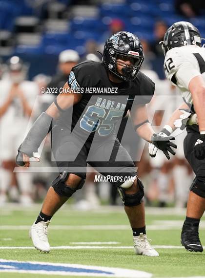 Thumbnail 1 in Vandegrift vs. Harlan (UIL 6A Division II Regional Semifinal) photogallery.