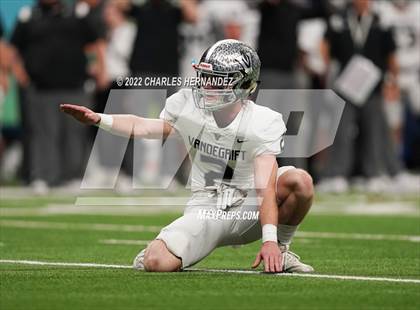 Thumbnail 2 in Vandegrift vs. Harlan (UIL 6A Division II Regional Semifinal) photogallery.