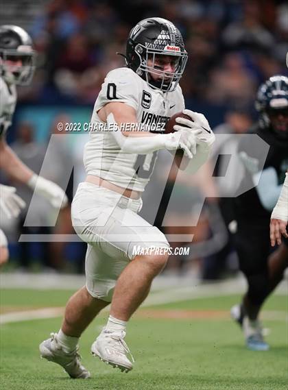 Thumbnail 1 in Vandegrift vs. Harlan (UIL 6A Division II Regional Semifinal) photogallery.