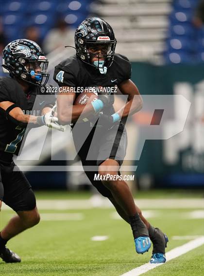 Thumbnail 2 in Vandegrift vs. Harlan (UIL 6A Division II Regional Semifinal) photogallery.