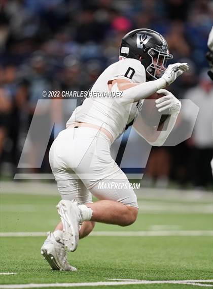 Thumbnail 2 in Vandegrift vs. Harlan (UIL 6A Division II Regional Semifinal) photogallery.