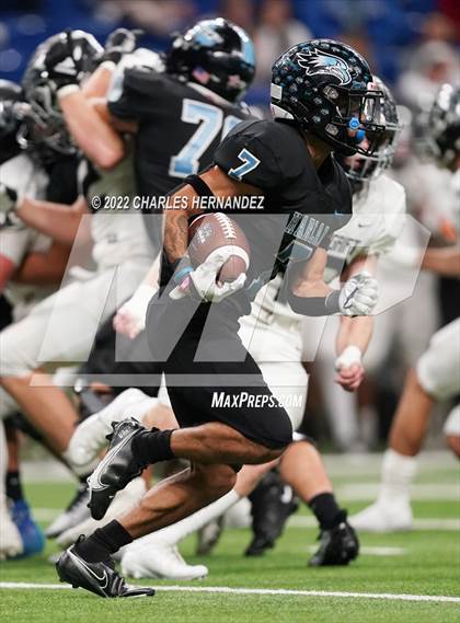 Thumbnail 2 in Vandegrift vs. Harlan (UIL 6A Division II Regional Semifinal) photogallery.