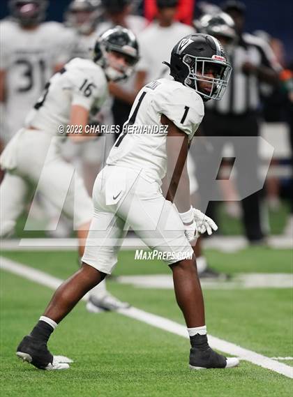 Thumbnail 3 in Vandegrift vs. Harlan (UIL 6A Division II Regional Semifinal) photogallery.