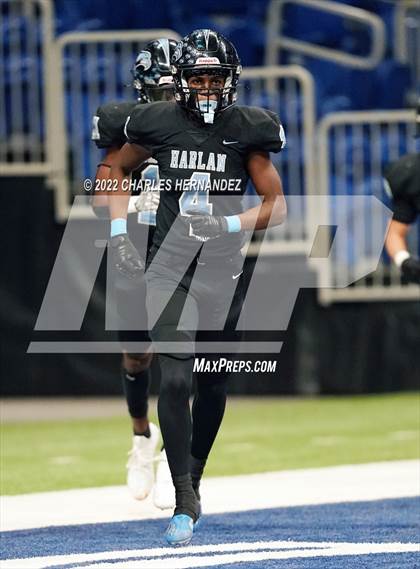 Thumbnail 3 in Vandegrift vs. Harlan (UIL 6A Division II Regional Semifinal) photogallery.