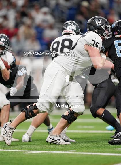 Thumbnail 1 in Vandegrift vs. Harlan (UIL 6A Division II Regional Semifinal) photogallery.