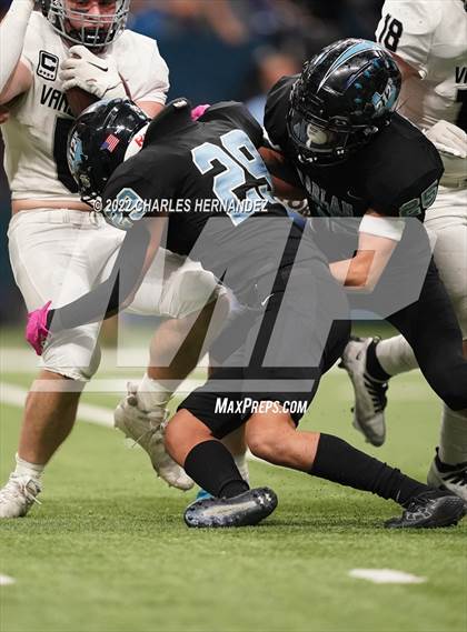 Thumbnail 2 in Vandegrift vs. Harlan (UIL 6A Division II Regional Semifinal) photogallery.