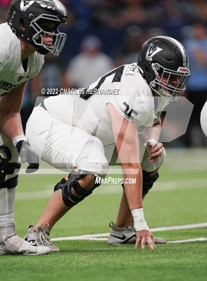 Thumbnail 2 in Vandegrift vs. Harlan (UIL 6A Division II Regional Semifinal) photogallery.