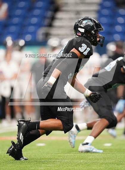 Thumbnail 2 in Vandegrift vs. Harlan (UIL 6A Division II Regional Semifinal) photogallery.