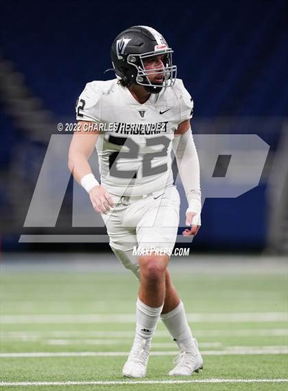Thumbnail 1 in Vandegrift vs. Harlan (UIL 6A Division II Regional Semifinal) photogallery.
