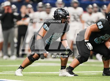 Thumbnail 3 in Vandegrift vs. Harlan (UIL 6A Division II Regional Semifinal) photogallery.