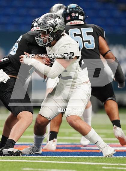 Thumbnail 1 in Vandegrift vs. Harlan (UIL 6A Division II Regional Semifinal) photogallery.