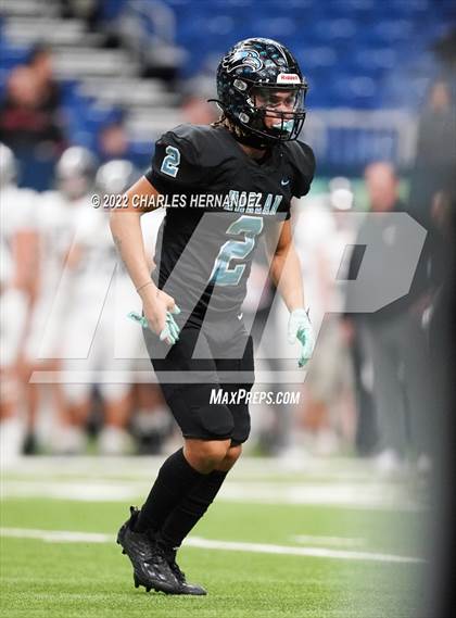Thumbnail 2 in Vandegrift vs. Harlan (UIL 6A Division II Regional Semifinal) photogallery.