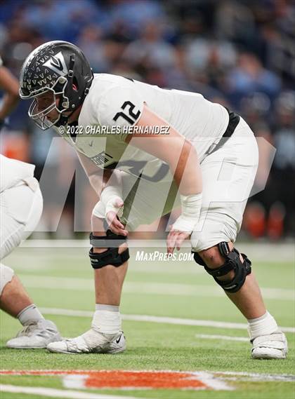 Thumbnail 3 in Vandegrift vs. Harlan (UIL 6A Division II Regional Semifinal) photogallery.