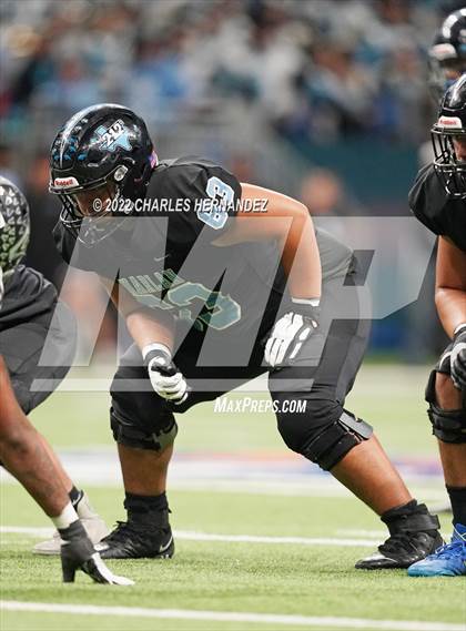 Thumbnail 2 in Vandegrift vs. Harlan (UIL 6A Division II Regional Semifinal) photogallery.