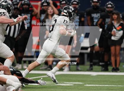 Thumbnail 3 in Vandegrift vs. Harlan (UIL 6A Division II Regional Semifinal) photogallery.