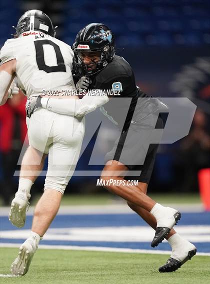 Thumbnail 3 in Vandegrift vs. Harlan (UIL 6A Division II Regional Semifinal) photogallery.
