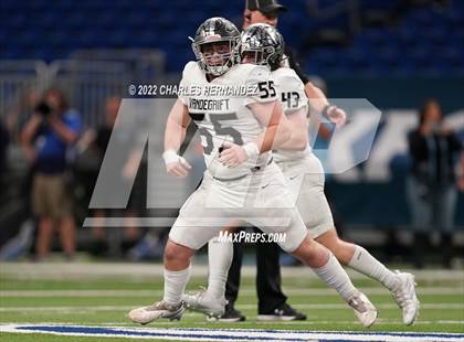 Thumbnail 2 in Vandegrift vs. Harlan (UIL 6A Division II Regional Semifinal) photogallery.