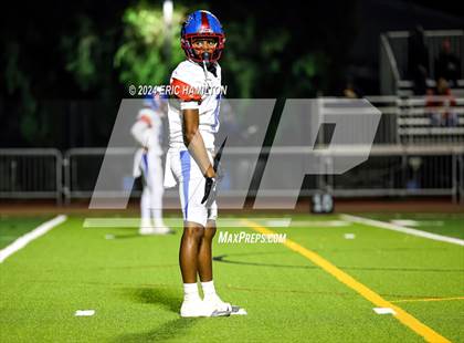 Thumbnail 2 in Serra @ Oaks Christian photogallery.