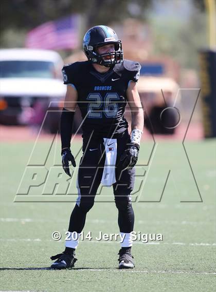 Thumbnail 1 in Clovis North vs. Reed (2014 Honor Bowl - NorCal) photogallery.