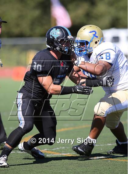 Thumbnail 2 in Clovis North vs. Reed (2014 Honor Bowl - NorCal) photogallery.