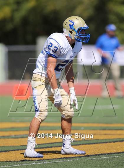 Thumbnail 1 in Clovis North vs. Reed (2014 Honor Bowl - NorCal) photogallery.
