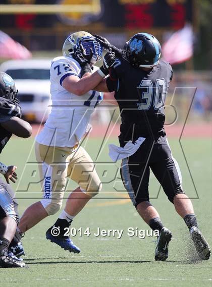 Thumbnail 1 in Clovis North vs. Reed (2014 Honor Bowl - NorCal) photogallery.