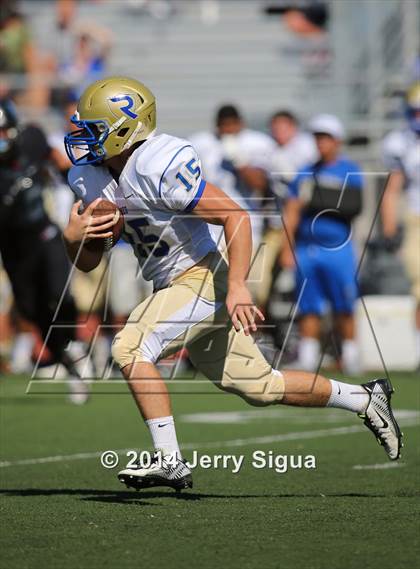 Thumbnail 3 in Clovis North vs. Reed (2014 Honor Bowl - NorCal) photogallery.