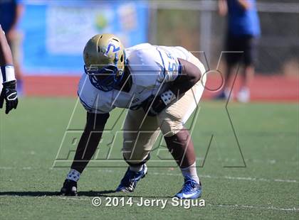 Thumbnail 1 in Clovis North vs. Reed (2014 Honor Bowl - NorCal) photogallery.