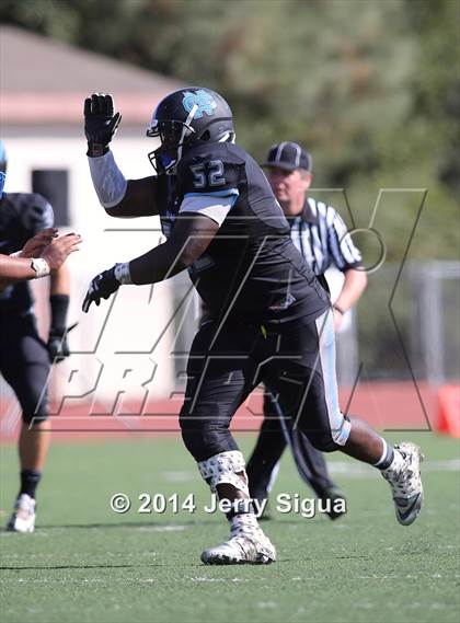Thumbnail 3 in Clovis North vs. Reed (2014 Honor Bowl - NorCal) photogallery.